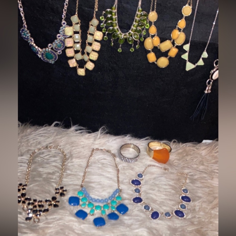 Fashion/statement jewelry - Picture 6 of 7